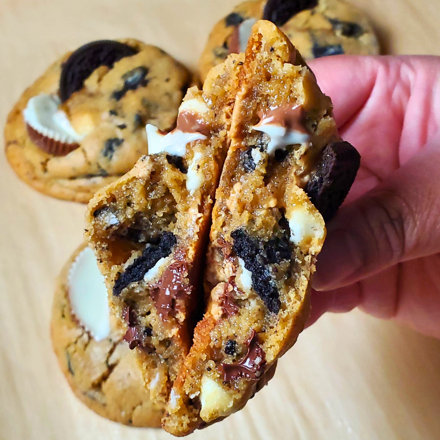 Premium Select Gourmet Cookies — Handcrafted Bakery Favorites (Assorted Box)