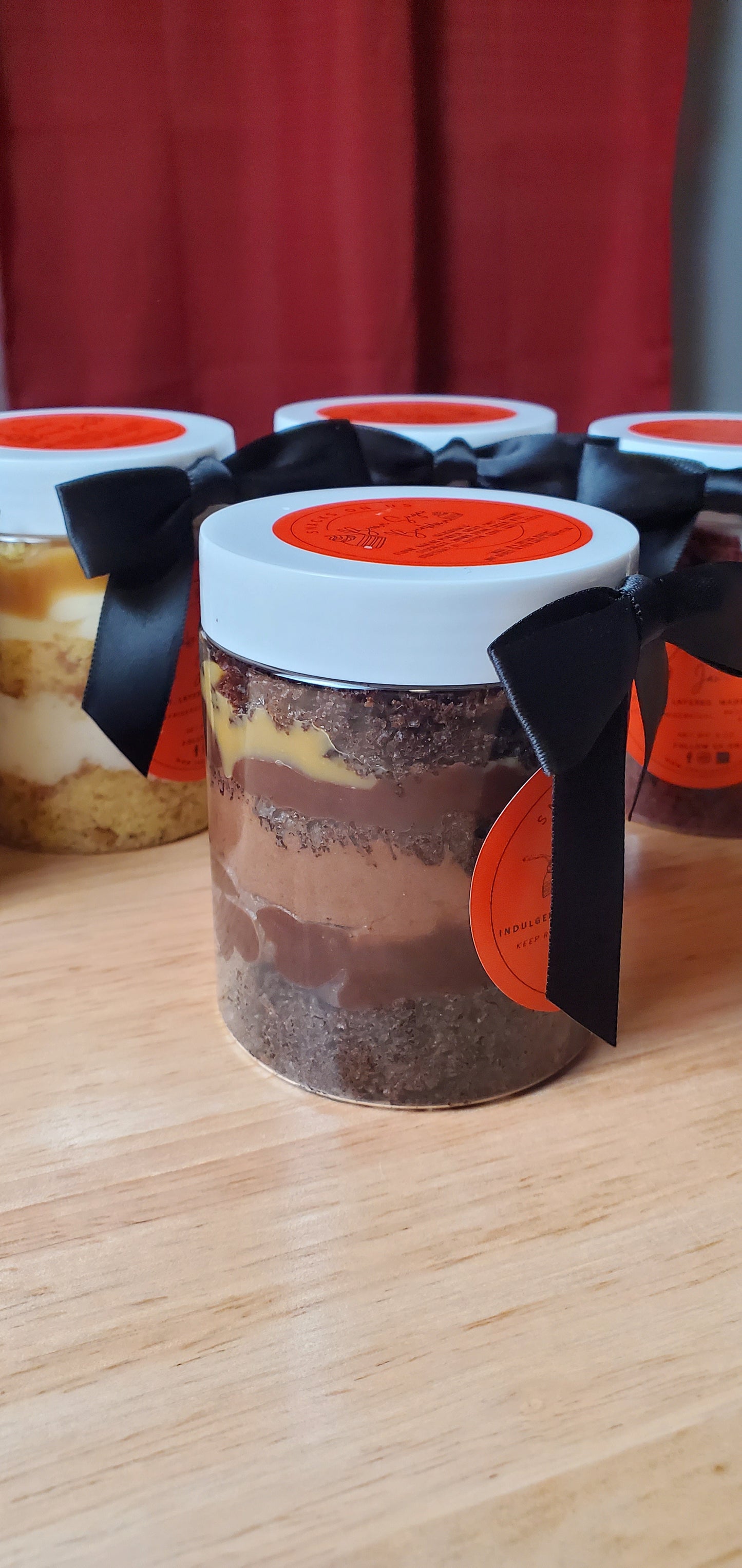 Premium Signature Cake Jars - Layered Gourmet Desserts in a Jar